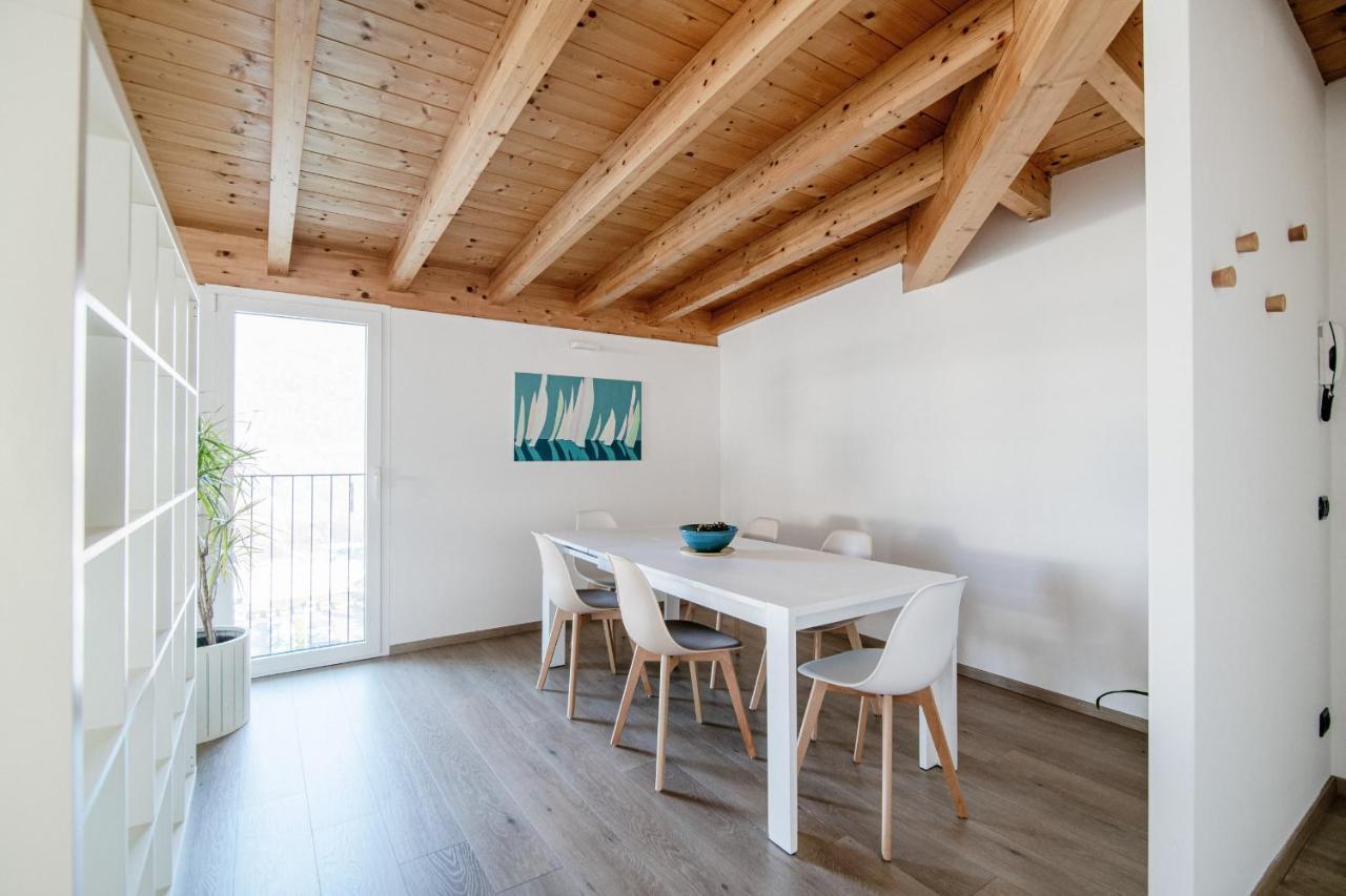 White Attic - By Myhomeincomo Camnago Volta Εξωτερικό φωτογραφία